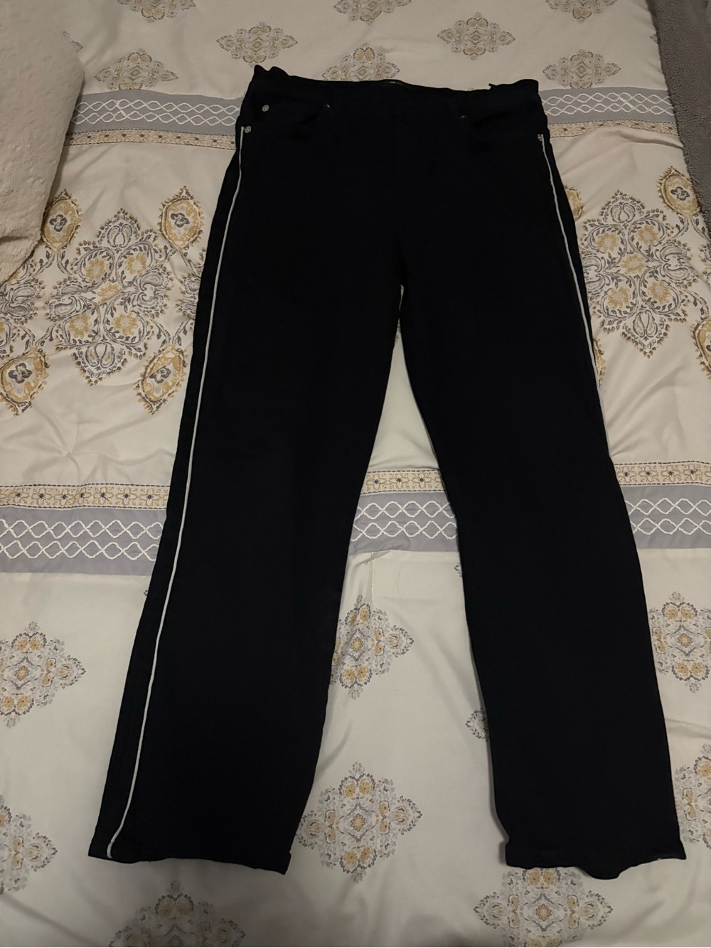7 For All Mankind Black Cropped Ankle Jeans with Side Stripe